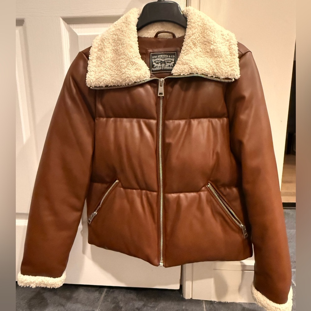 LEVI’S Brown Faux Leather Puffer size M